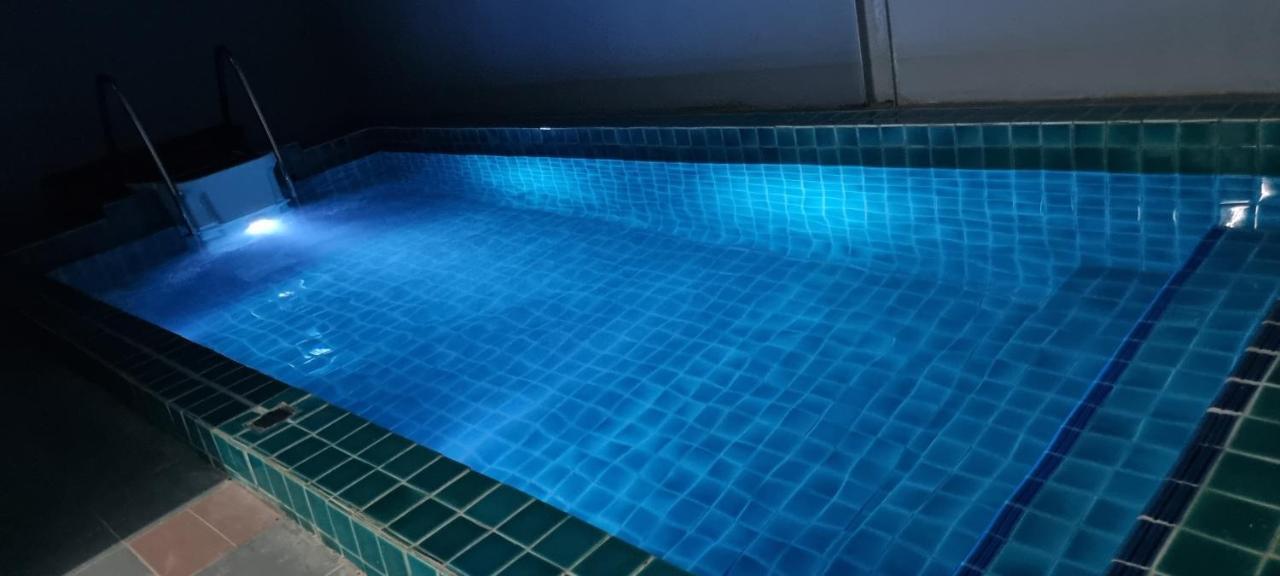 באטו פרינג'י Jma Ferringhi Beach Hotel מראה חיצוני תמונה