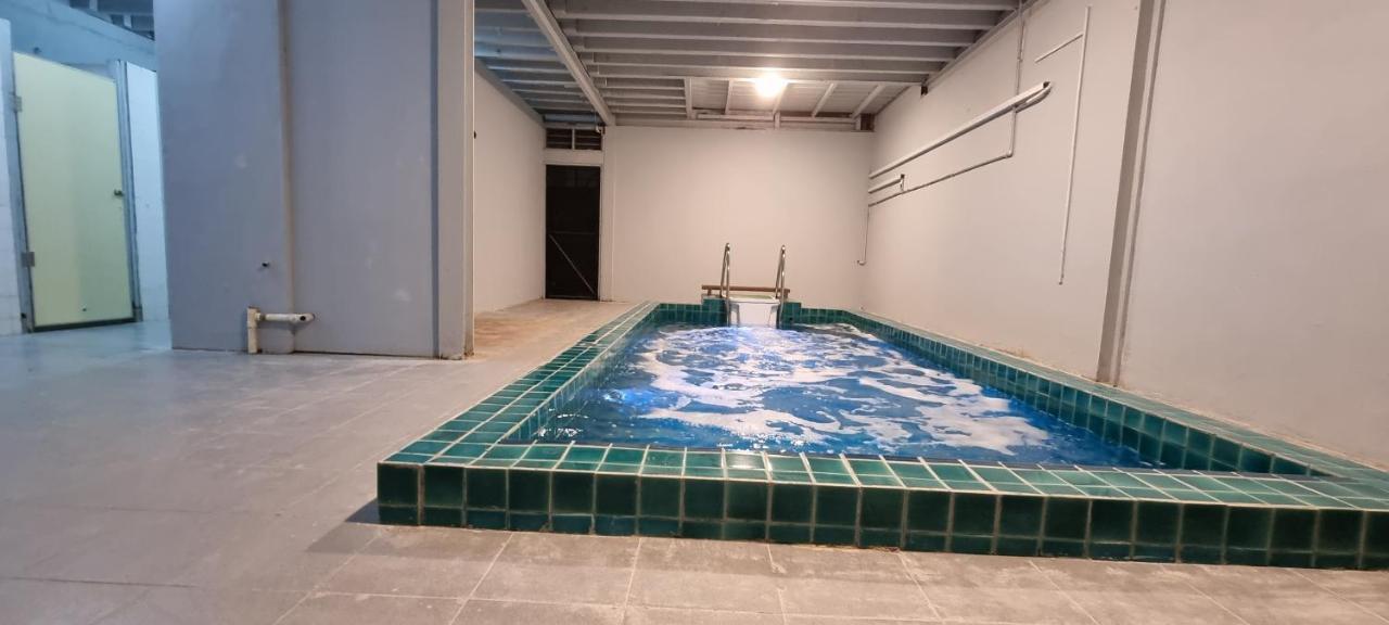 באטו פרינג'י Jma Ferringhi Beach Hotel מראה חיצוני תמונה